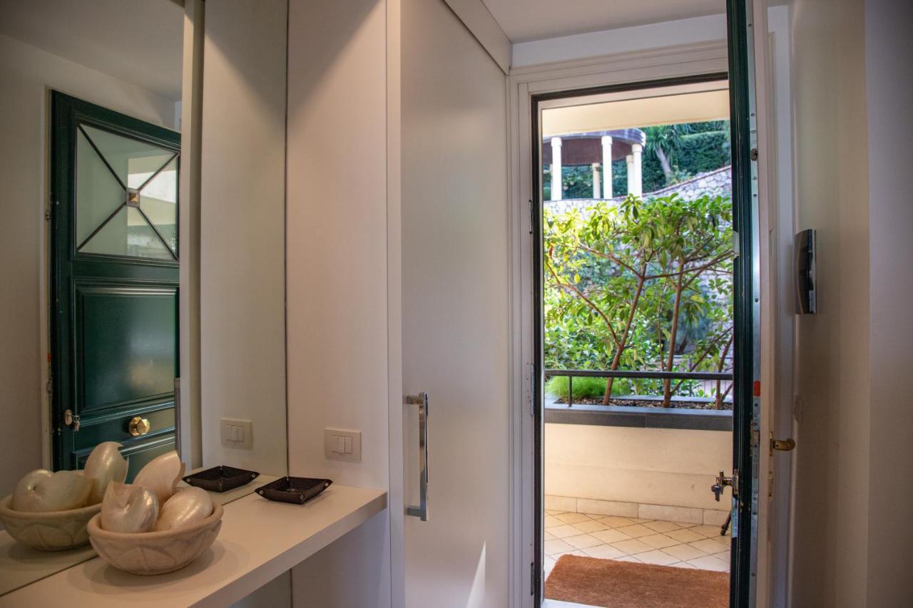 Beautiful Apartment In The Centre Of Taormina Bagian luar foto