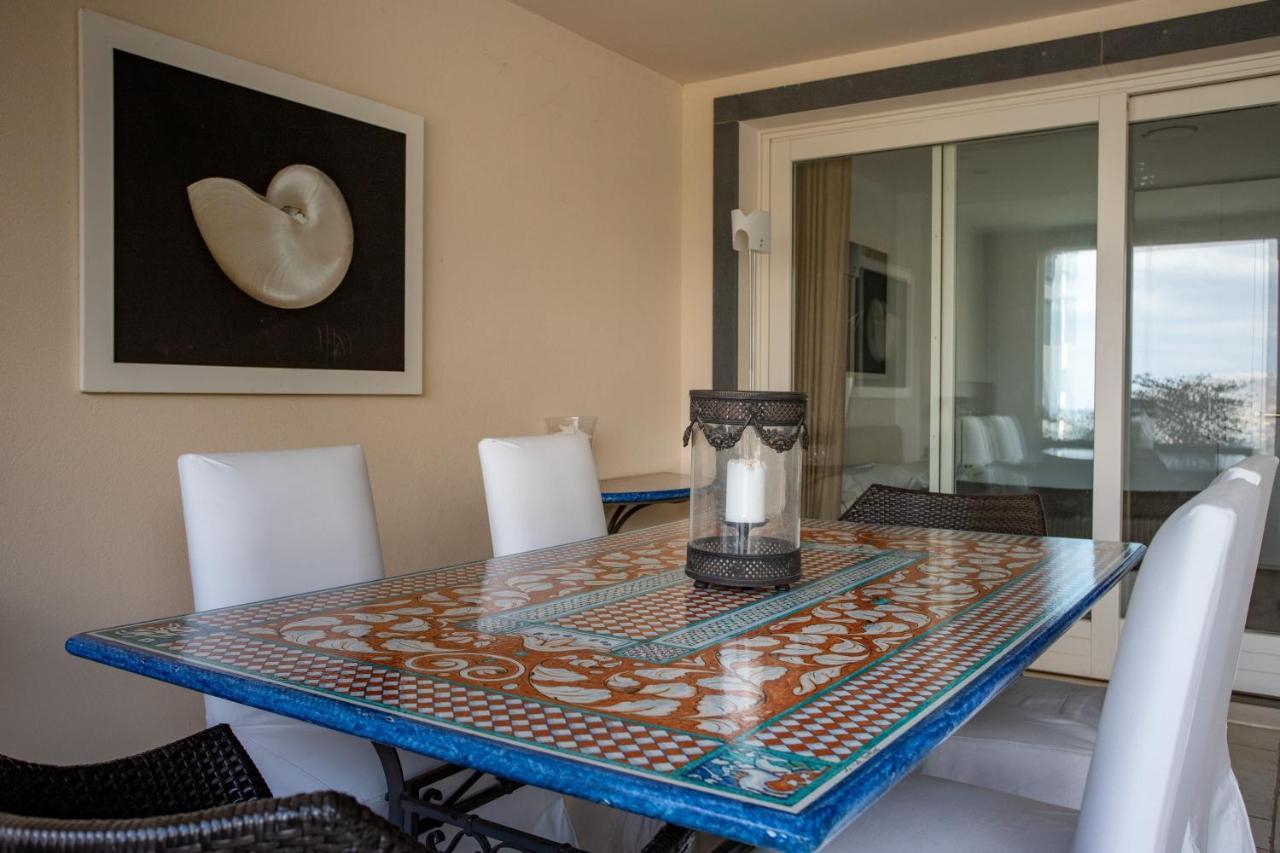 Beautiful Apartment In The Centre Of Taormina Bagian luar foto